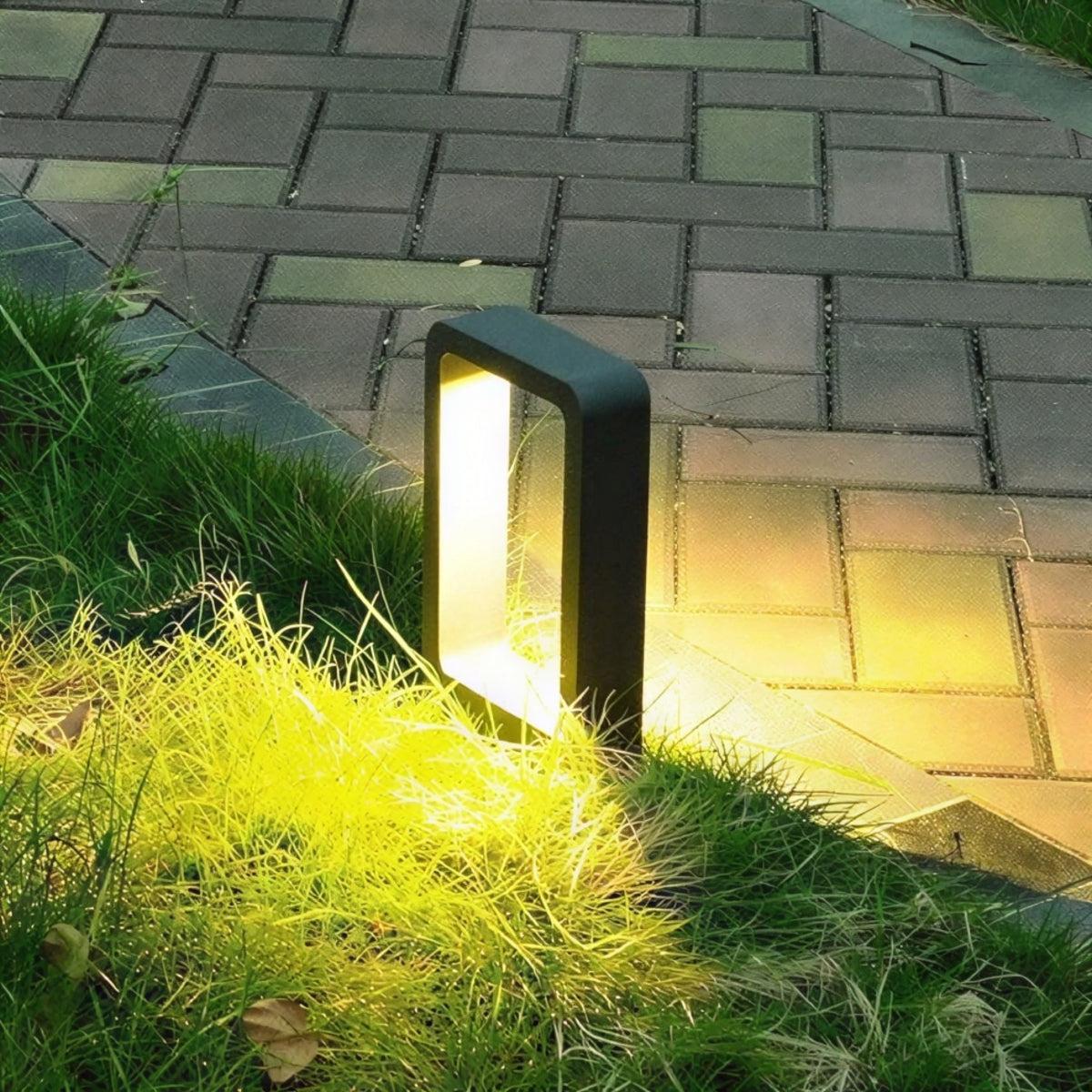 Outdoor Pathway Light With Modern Rectangular Design