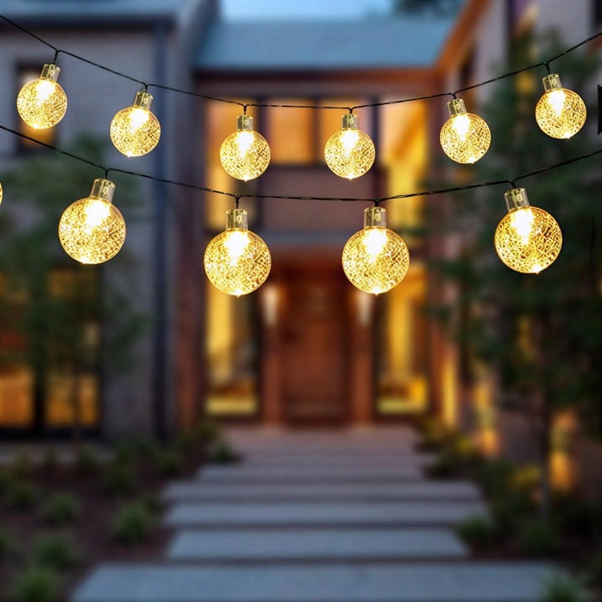 Solar String Lights For Outdoors With Spherical Bulbs