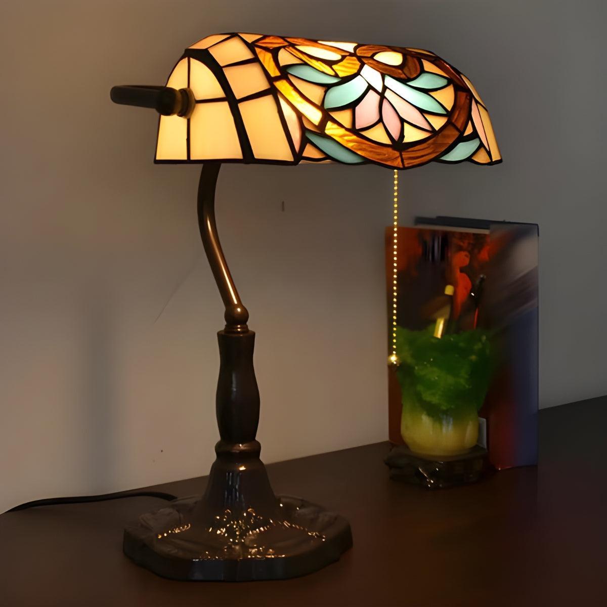 Vintage Styled Table Lamp With Atmospheric Lighting