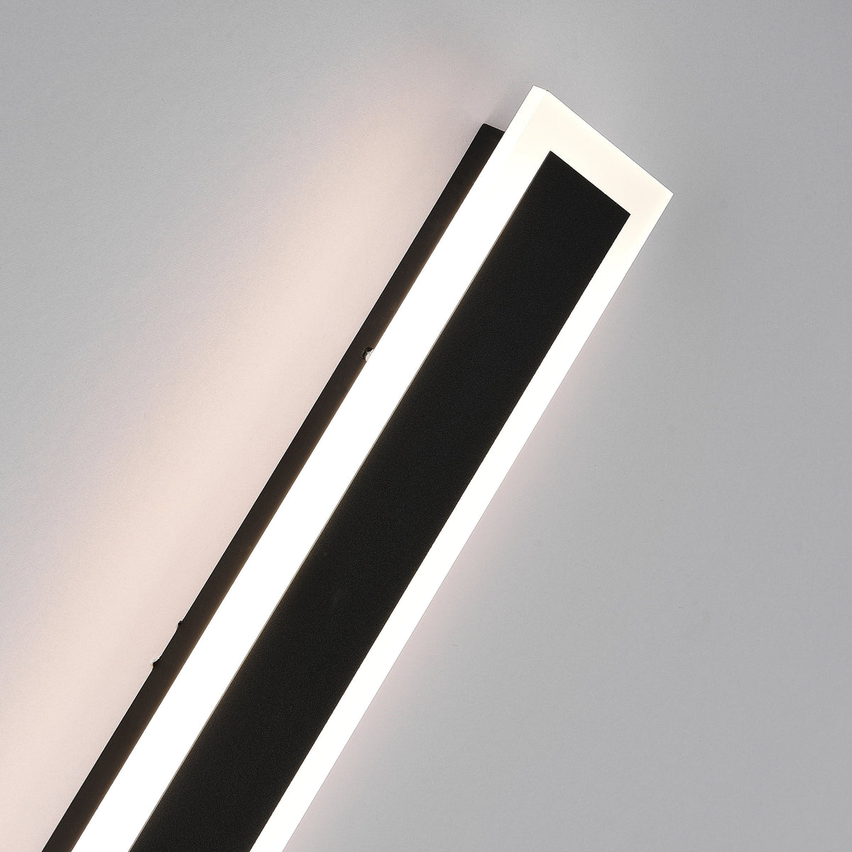 Matte Black Slim Linear Outdoor Wall Light LED Garden Sconce