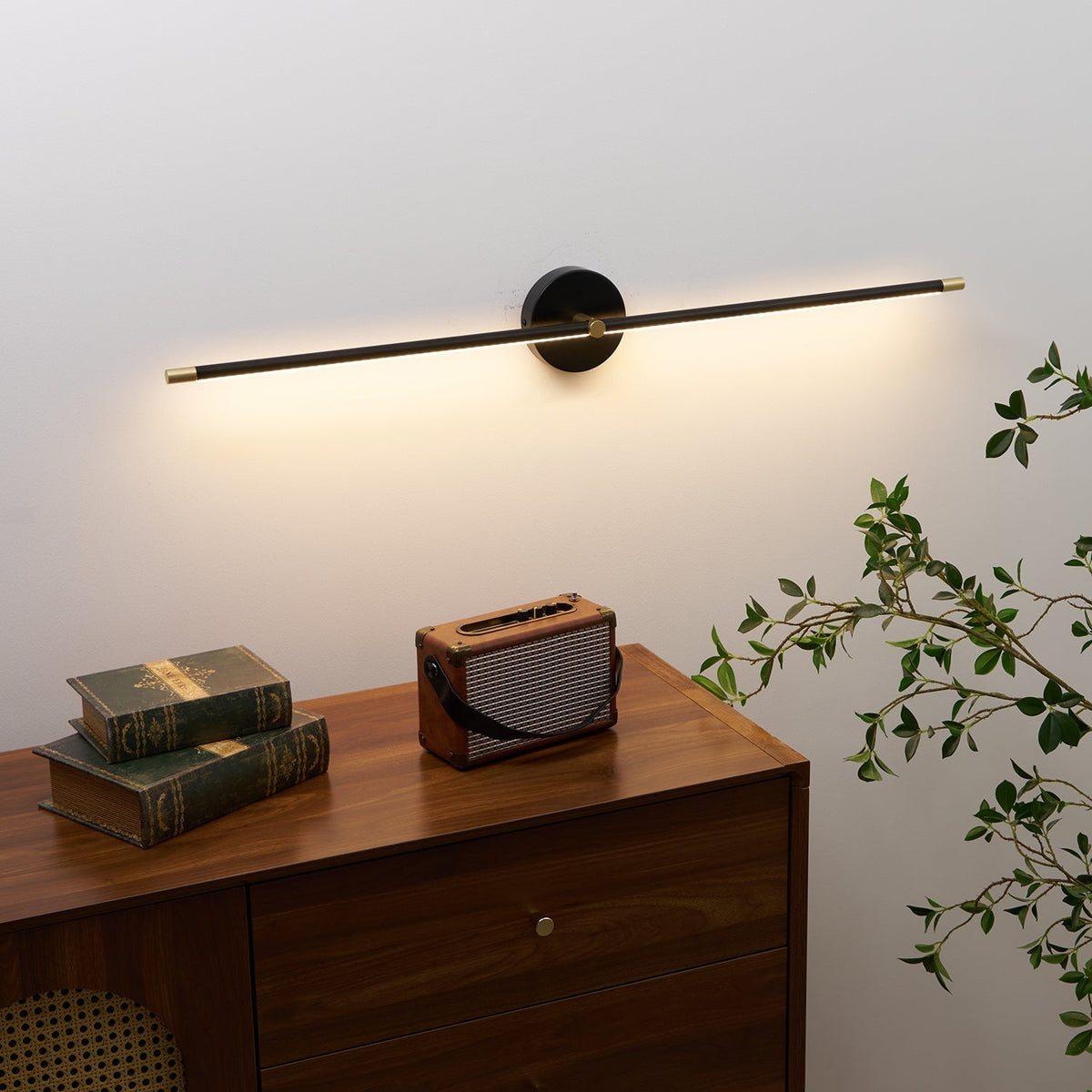 Minimalist Linear Rod LED Wall Light Double Ended Wall Sconce Black and Gold