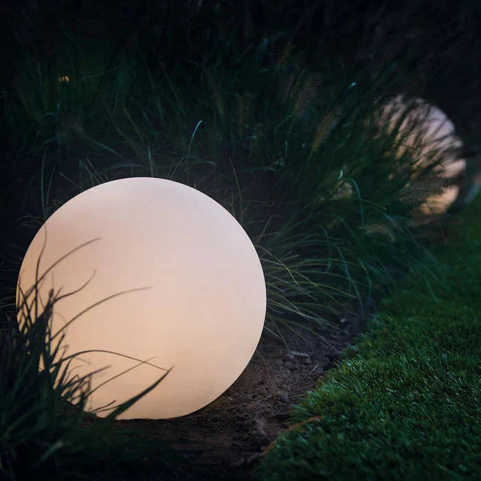 Modern PE Globe Ball LED Rechargeable Outdoor Garden Light
