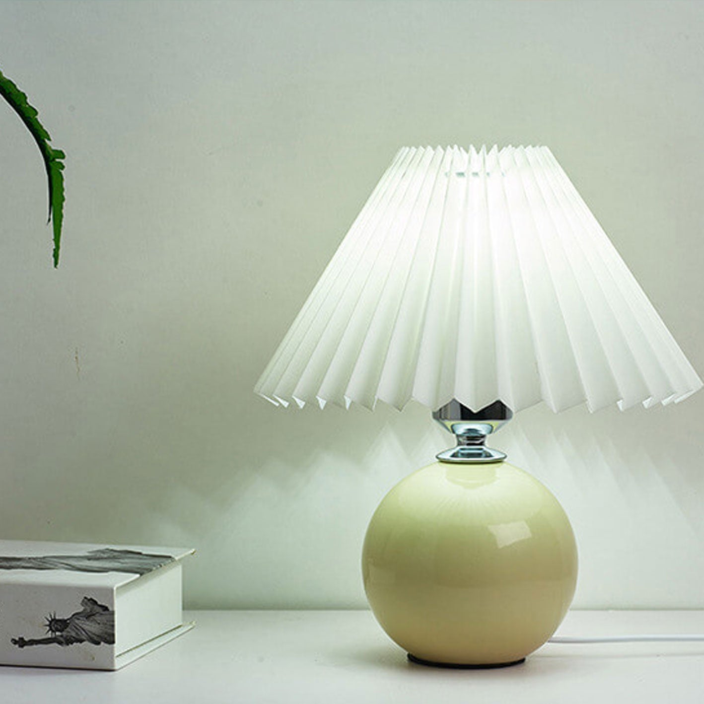 Nordic Ceramic Ball Base Pleated Scalloped Shade Table Lamp