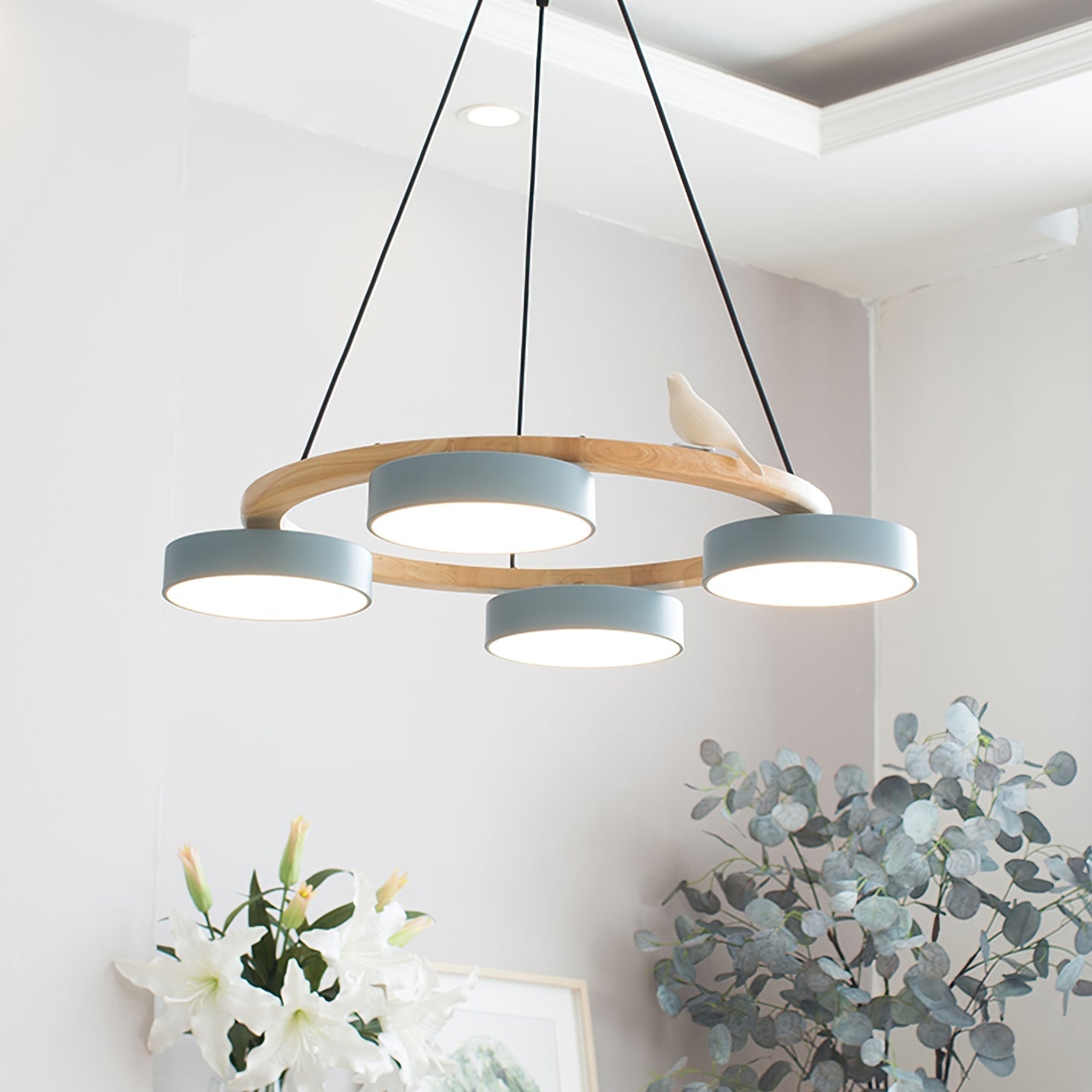 Nordic Wood Ring LED Chandelier Multi Colour Drum Shades With Bird Ornament