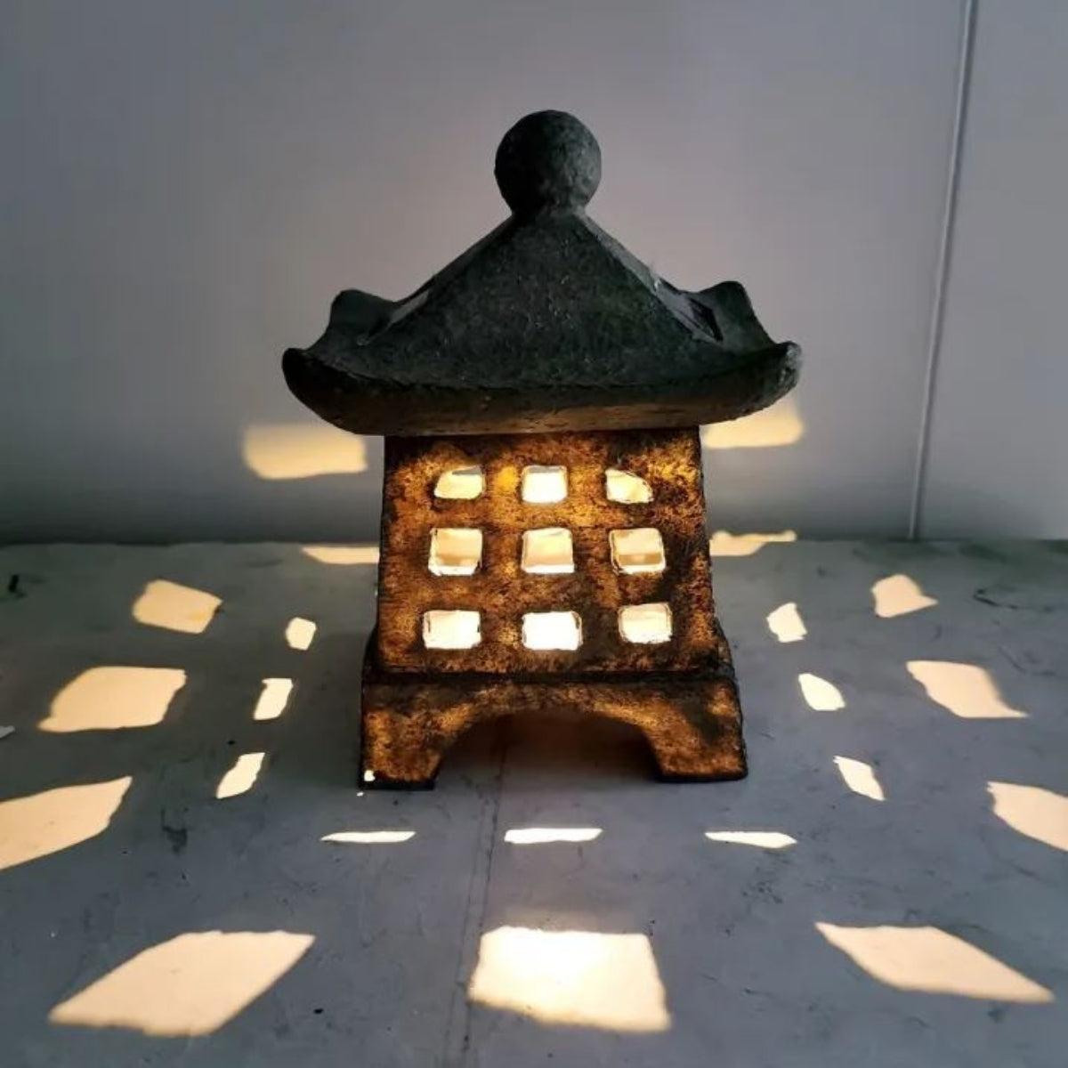 Decorative Solar Powered Pagoda Styled Outdoor Light