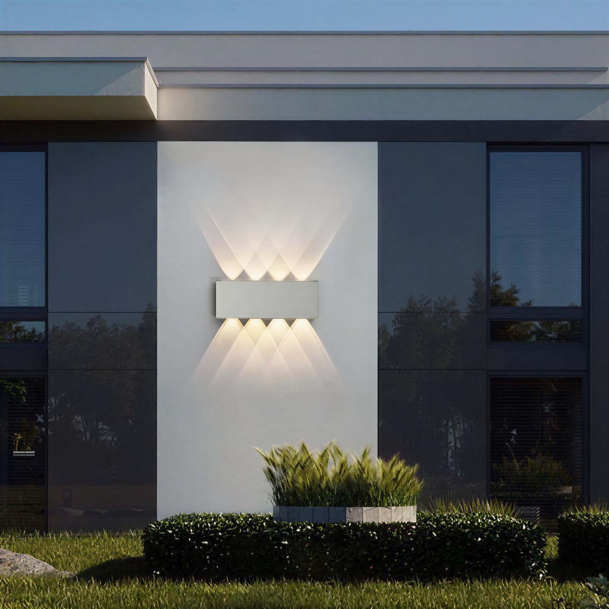 Outdoor Wall Light Sconce With Curve Style