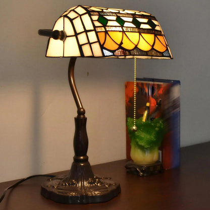 Vintage Styled Table Lamp With Atmospheric Lighting