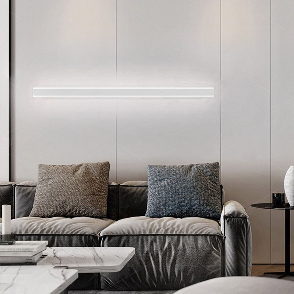 Minimalist Linear Rod LED Wall Light Metal Wall Sconce Gold Black and White