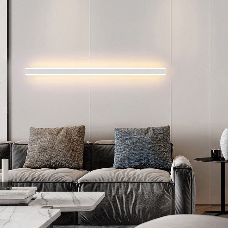 Minimalist Linear Rod LED Wall Light Metal Wall Sconce Gold Black and White