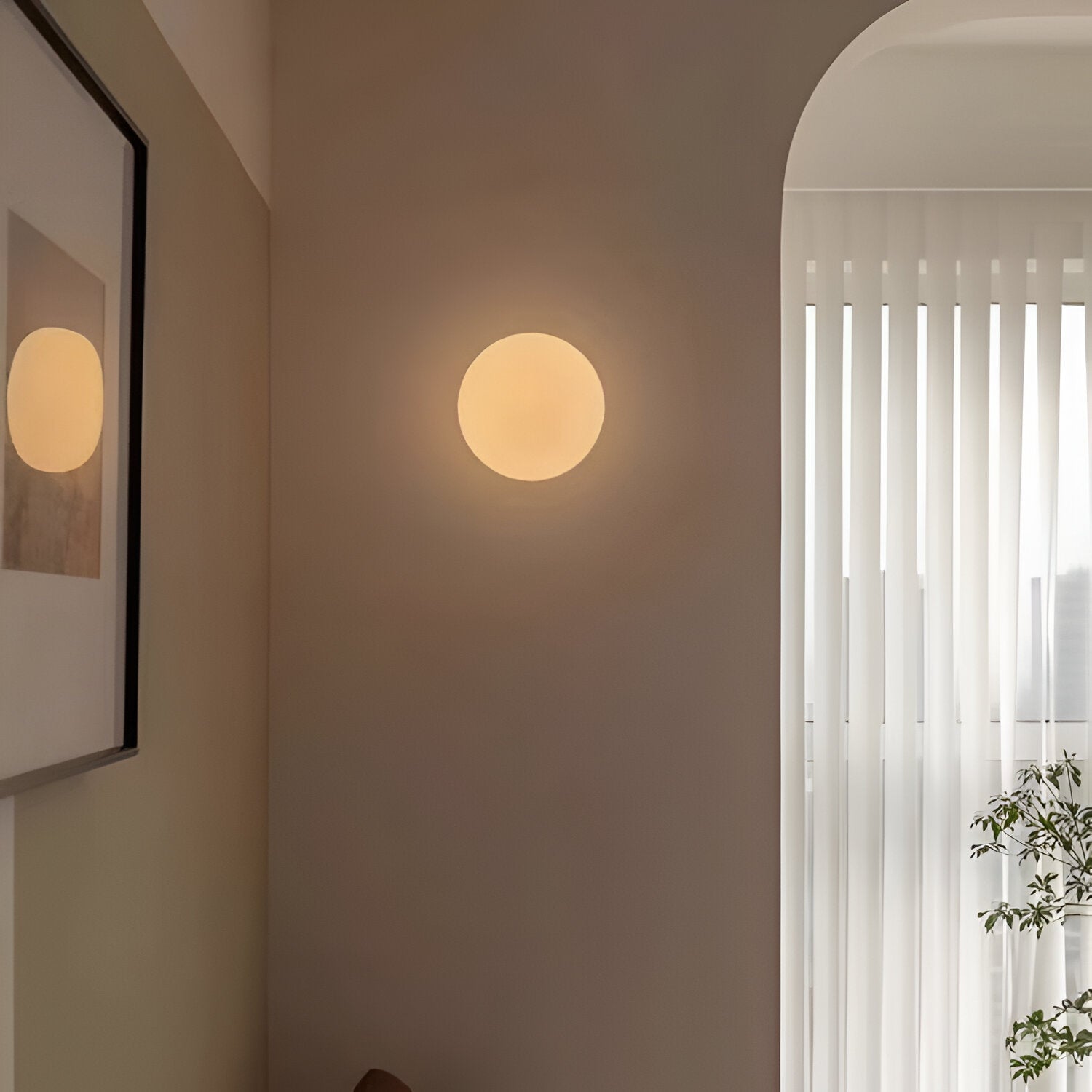 Minimalist Round Glass Wall Sconce G9 LED Wall Light