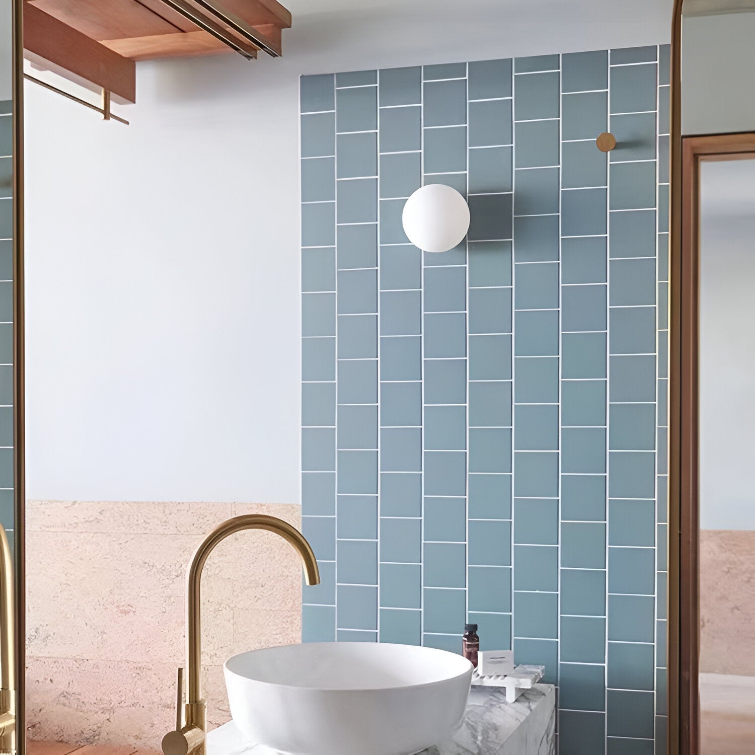 Minimalist Round Glass Wall Sconce G9 LED Wall Light