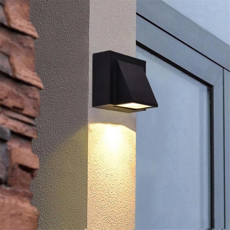 Modern Black Metal LED Outdoor Wall Light