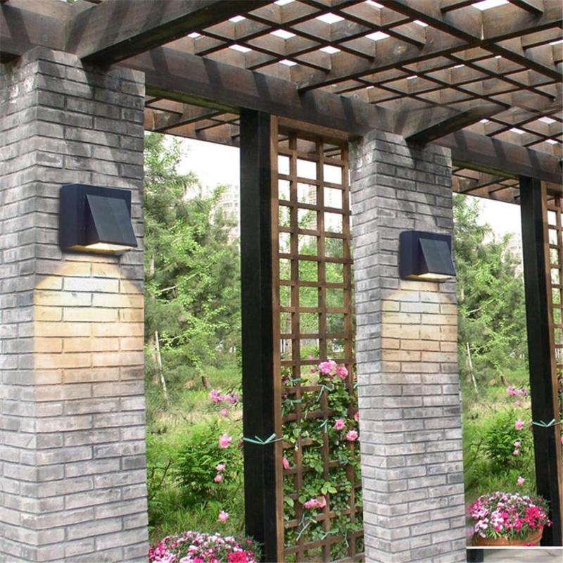 Modern Black Metal LED Outdoor Wall Light