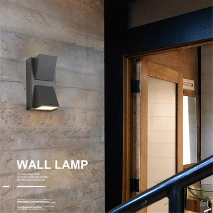 Modern Black Metal LED Outdoor Wall Light